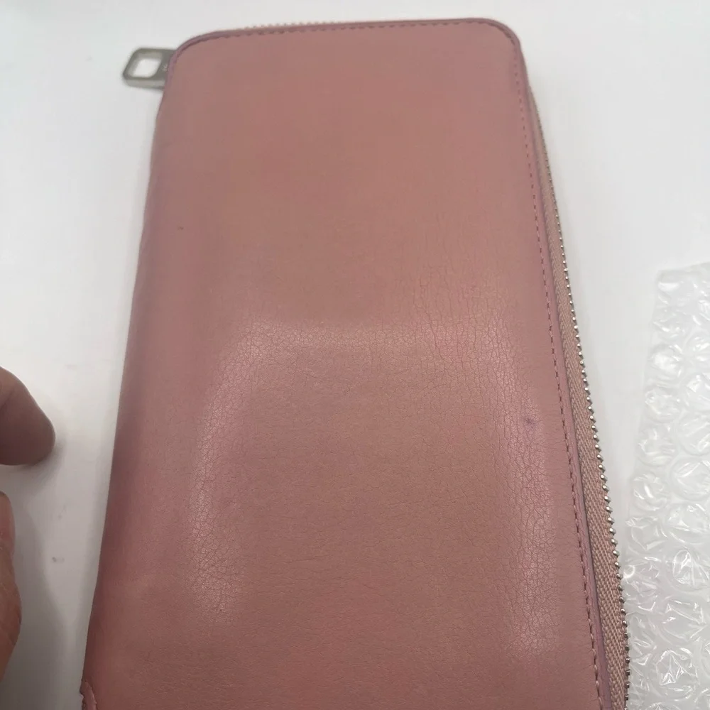 Louis Vuitton Articles De Voyage Zippy Wallet